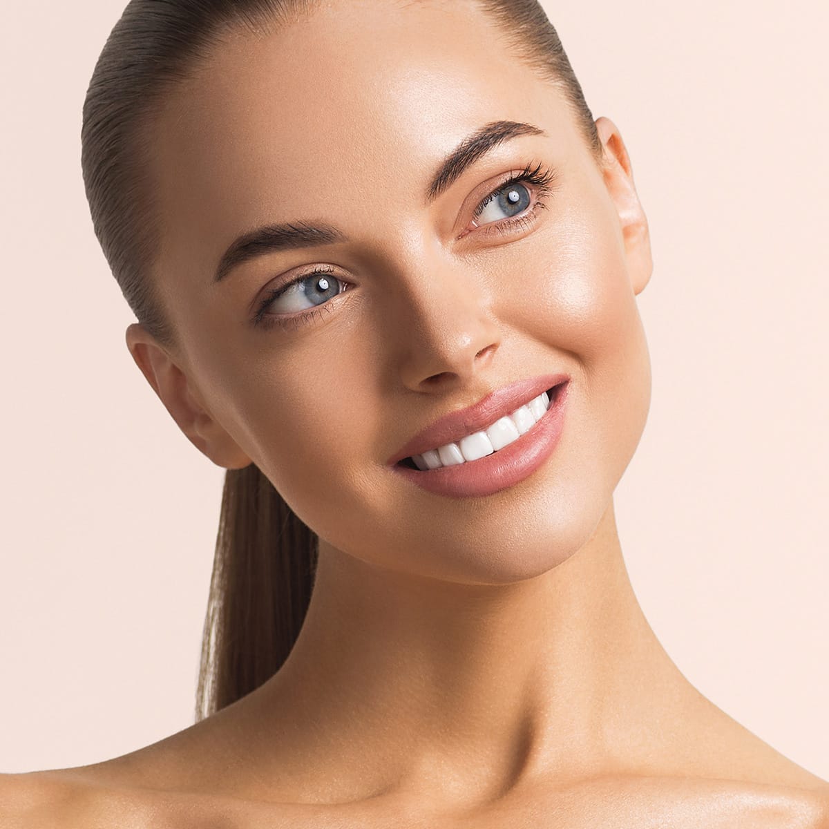service-dentistry-hollywood-smile